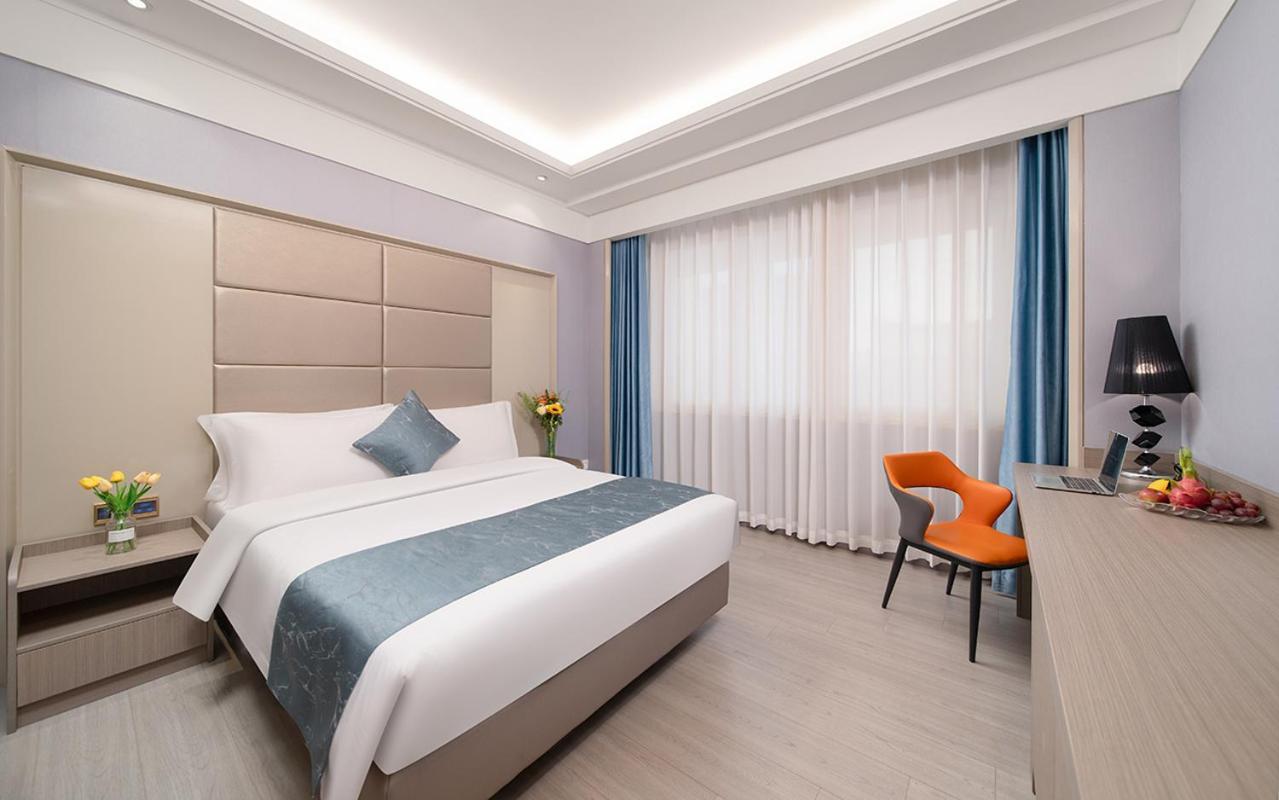 Ramada Shenzhen Baoan Hotel Buitenkant foto